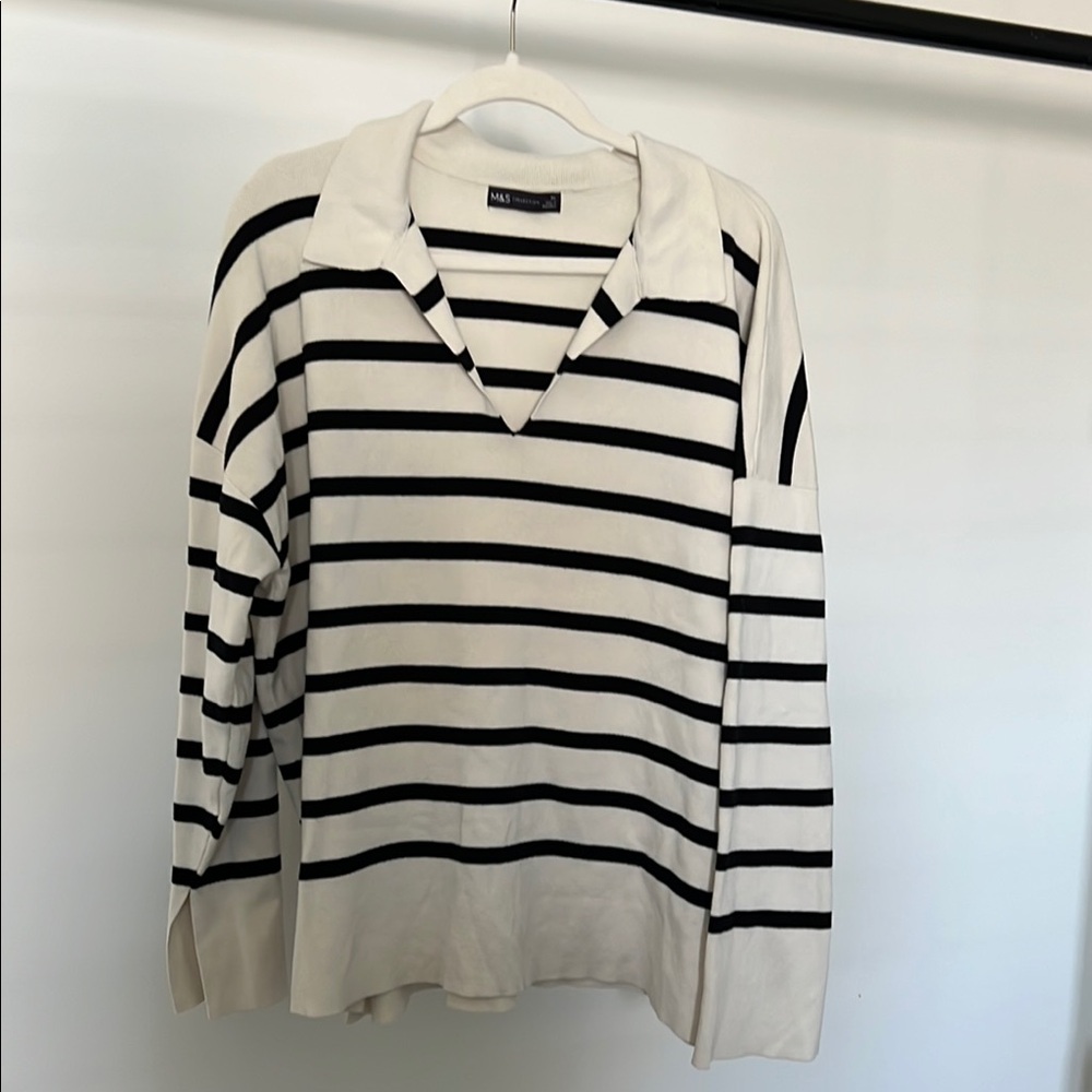 M&S Marks and Spencer - Black and White Striped Sweater